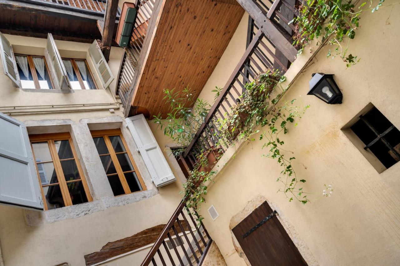 La Cour Filaterie - Suite Of 30 Sq M In The Annecy Breakfast Included Ngoại thất bức ảnh